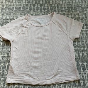 American Eagle Beige cropped tee